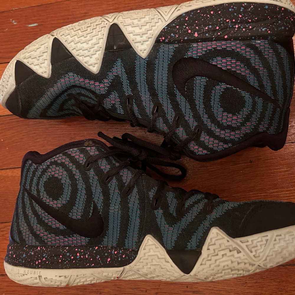 Kids Basketball Shoes
